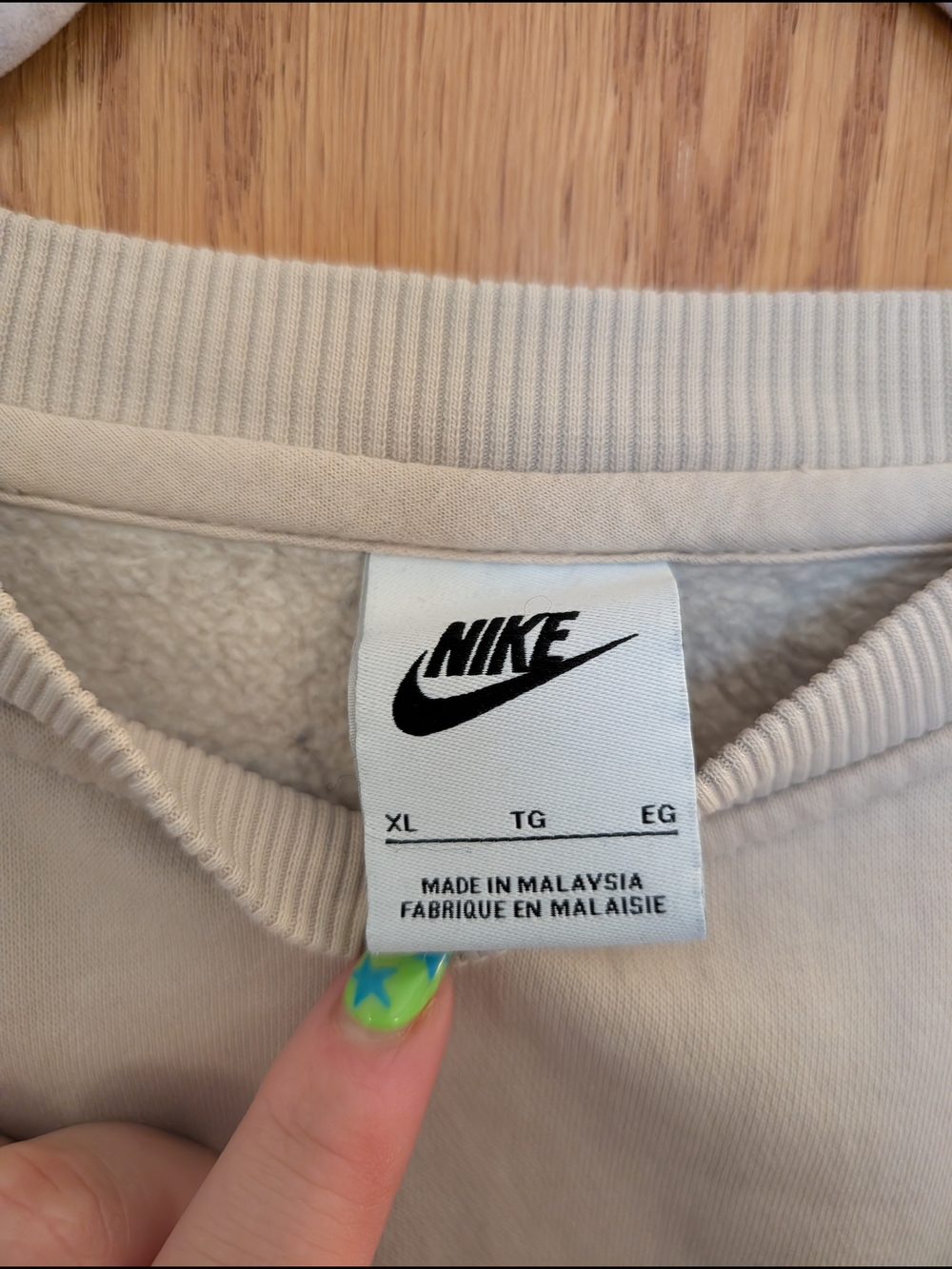 Nike Crewneck Sweatshirt in Light Beige with White Swoosh - Picture 3 of 4